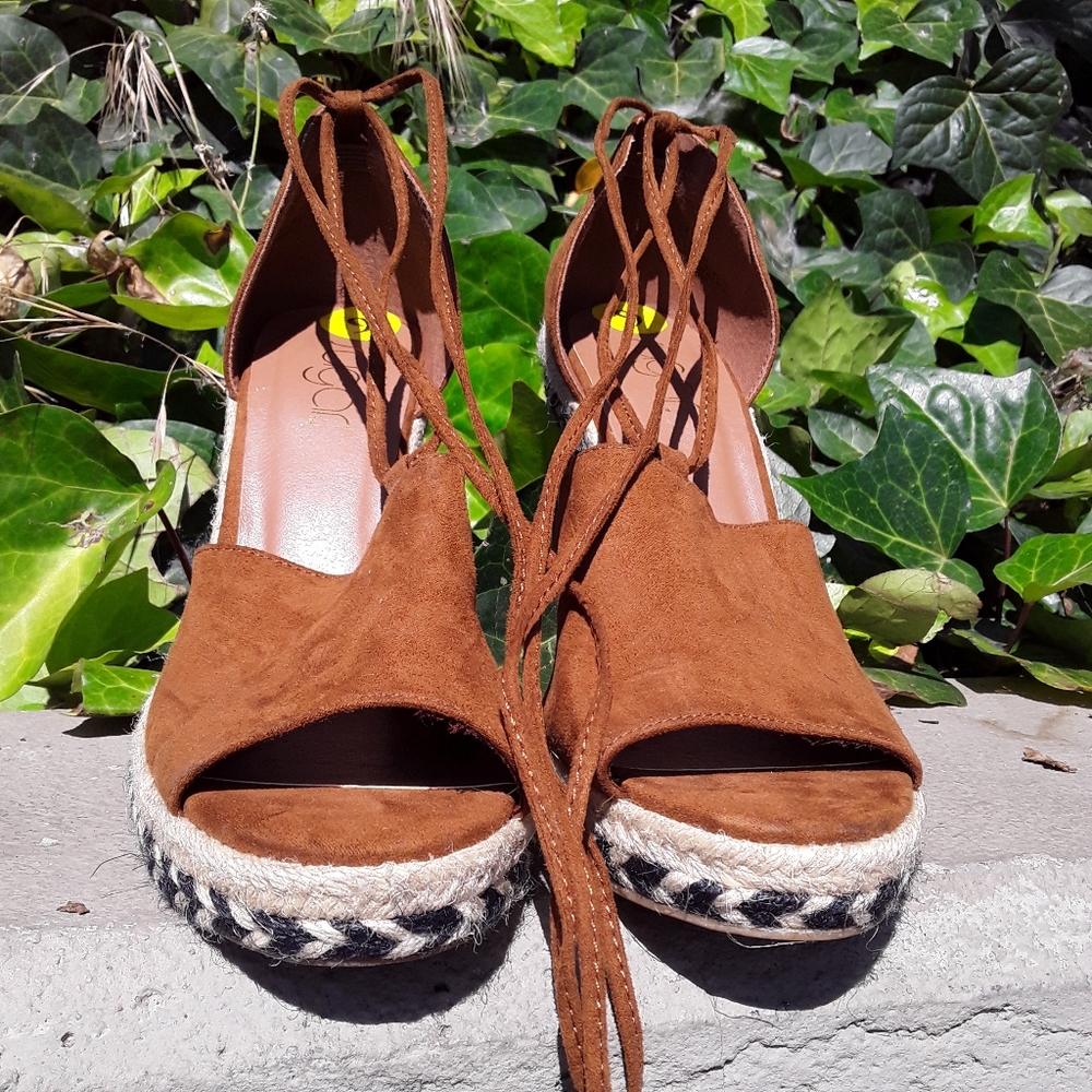 Pleather Tie Up Wedges